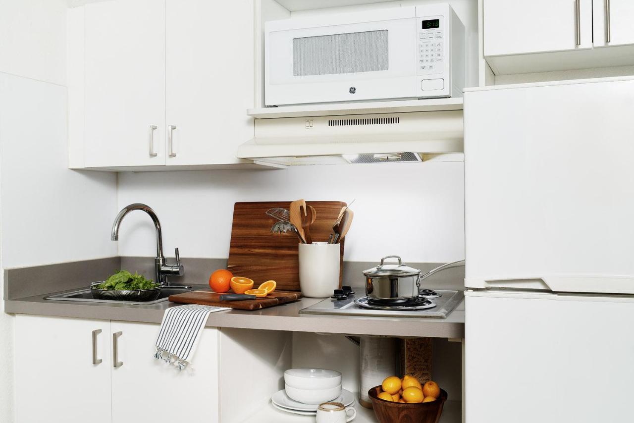 Intown Suites Extended Stay Raleigh Nc- Capital Blvd Екстер'єр фото